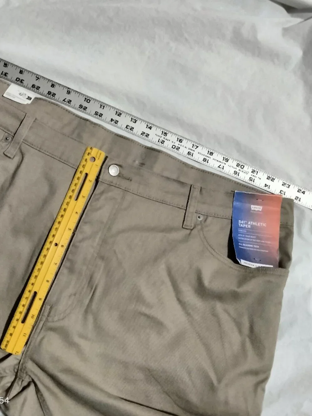 Levis 541 Athletic Fit Mens 48x29 Khaki Beige Stretch Chino Pants Big & Tall NWT